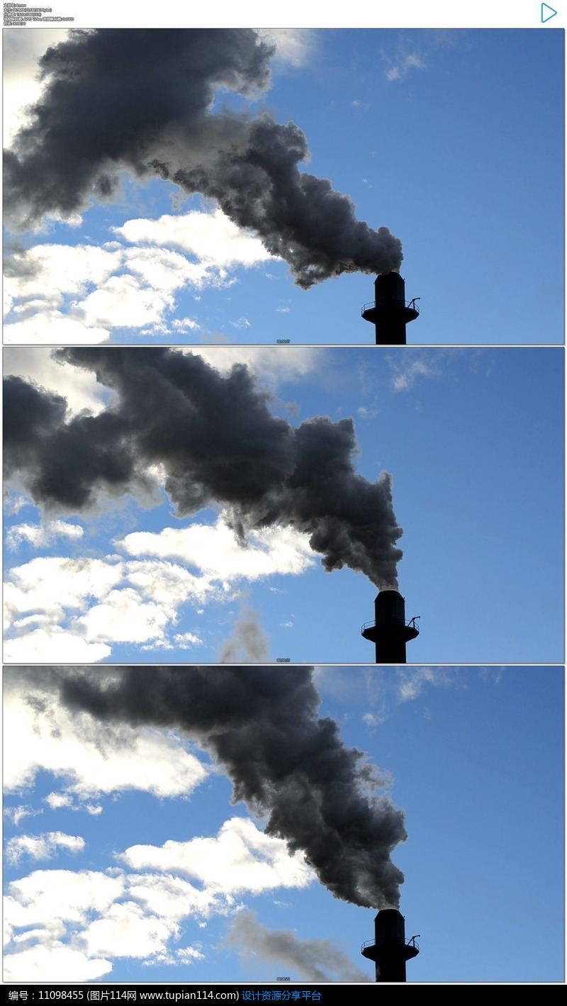 蓝天下工厂烟囱冒着黑烟实拍视频素材